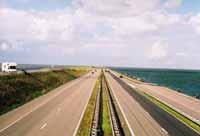 Afsluitdijk_dike